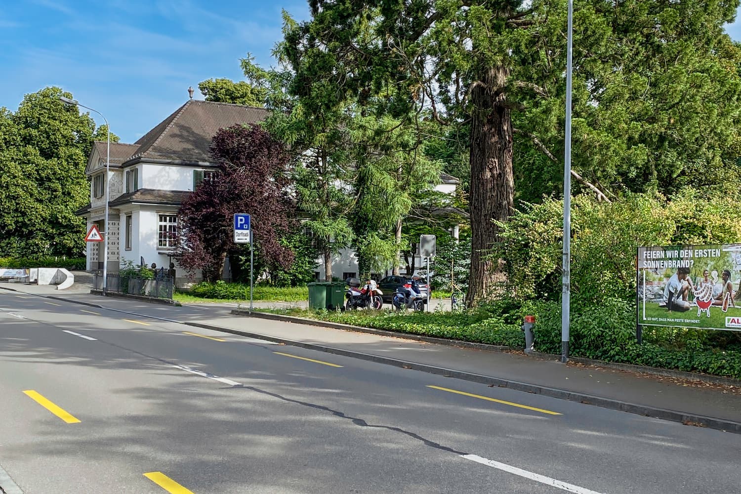Weitere Parkmöglichkeiten finden Sie in der Florastrasse 24 an der Dorfbadi